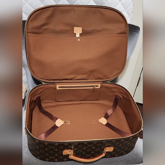 Louis Vuitton Pack All GM - Picture 12 of 16